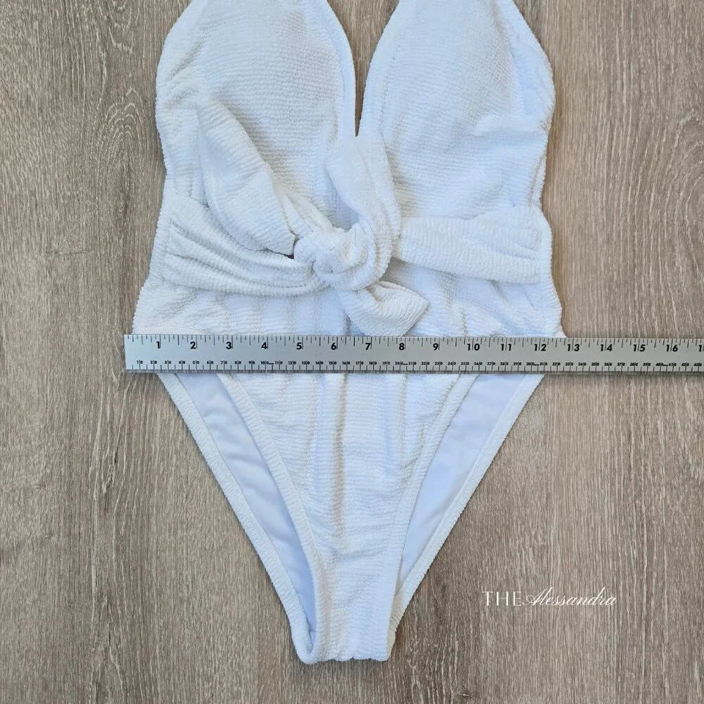 Lulus Sunny Day Babe White Halter One Piece Swimsuit Sz XS New Without Tags $59